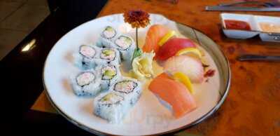 Wayo Sushi Bar & Grill