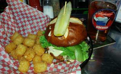 Lucky's 1313 Brew Pub