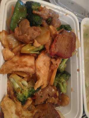 Yummy Wok