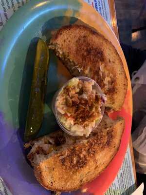 The Sports Bar & Grill