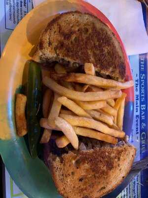 The Sports Bar & Grill