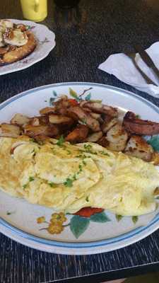 Sophia's Bakery & Cafe