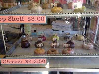 Pepples Donut Farm