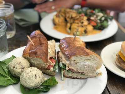 Two Mammas' Vegan Kitchen