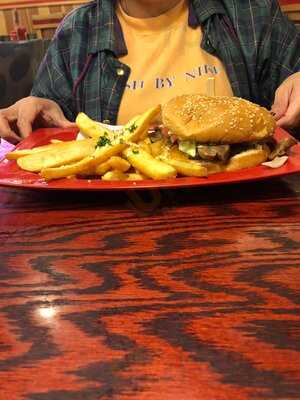 Red Robin Gourmet Burgers