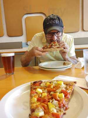 The Roman Candle Pizzeria