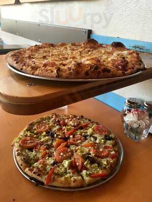 The Roman Candle Pizzeria