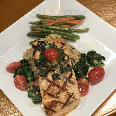 Mcknight's Kitchen & Tap