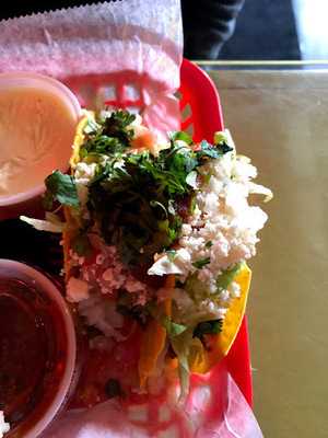 Taco Mama - The Waites