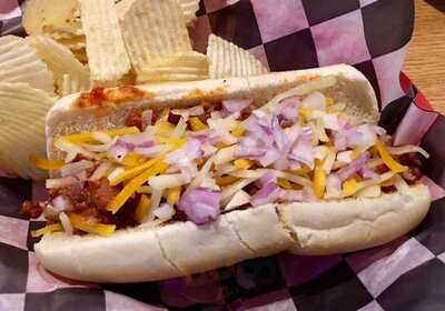 Wrigley Field Bar & Grill