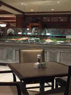 Mahogany's At The Crowne Plaza