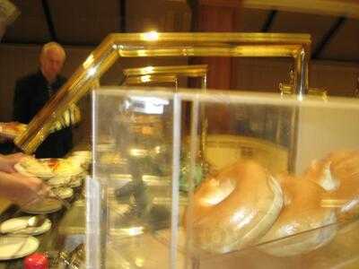 Mahogany's At The Crowne Plaza