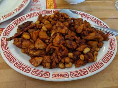 Chef Hueng Chinese Restaurant