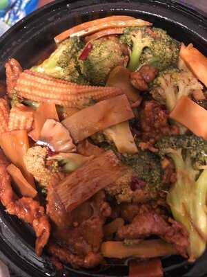 Chef Hueng Chinese Restaurant