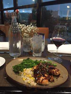 Table South Kitchen + Bar