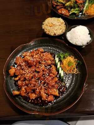 Ooka Chinese & Japanese Restaurant