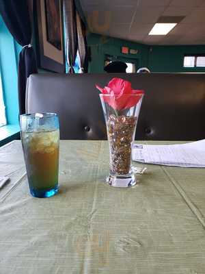 Red Hibiscus Caribbean Cuisine