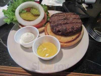 Beaumont Bar And Grill