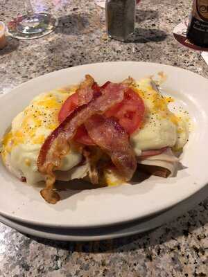 Beaumont Bar And Grill