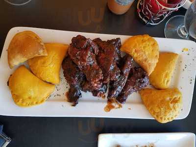 Jamdung Restaurant And Bar