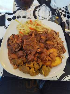 Jamdung Restaurant And Bar