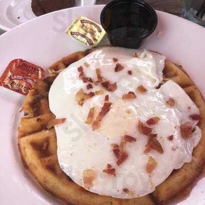 Quinn's On The Corner