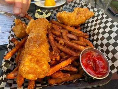 Quinn's On The Corner