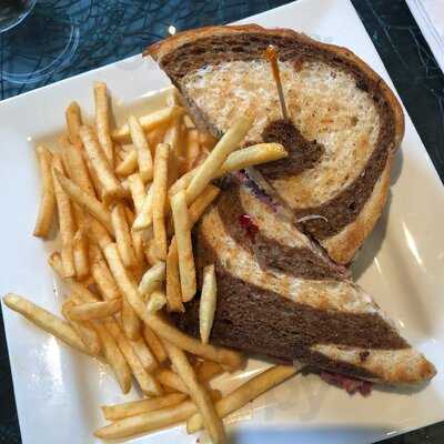 The District Bar And Grill