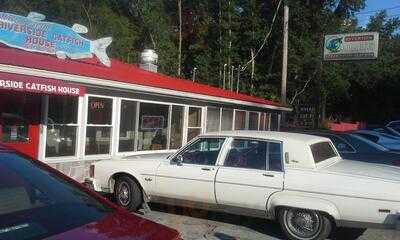 Riverside Catfish House