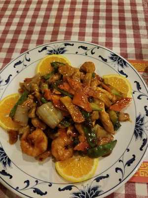 Golden Wok Restaurant