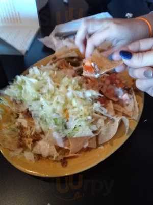 Yoselin's Mexican Cuisine And More