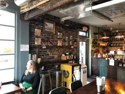 Broomwagon Coffee And Bikes