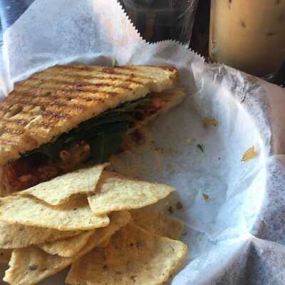 Broomwagon Coffee And Bikes