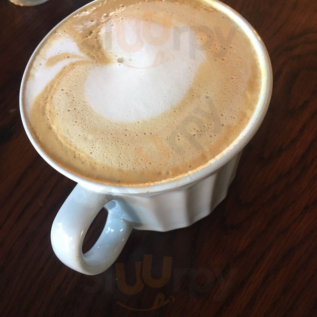 Broomwagon Coffee And Bikes