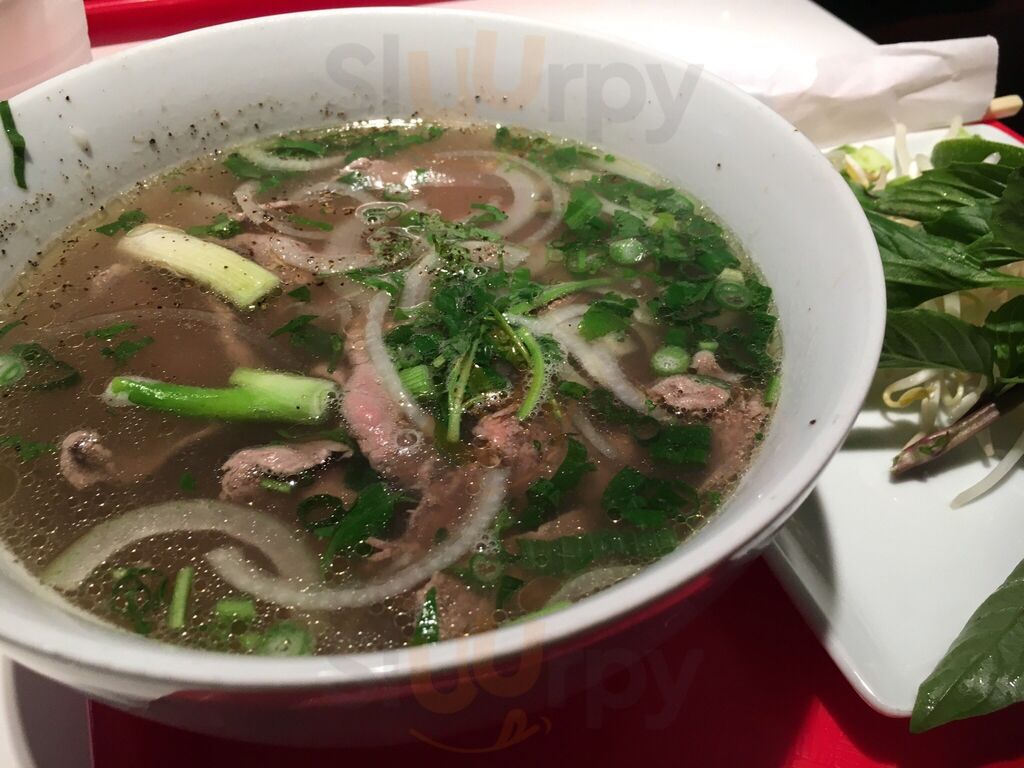 Pho And Poke House