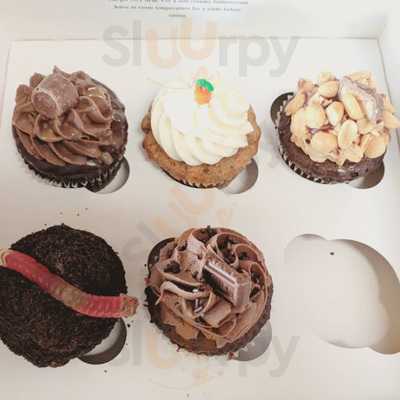 Sugar Rush Cupcakery