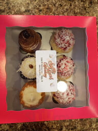 Sugar Rush Cupcakery