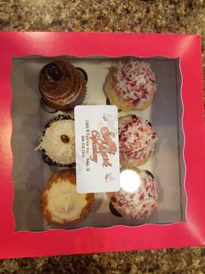 Sugar Rush Cupcakery