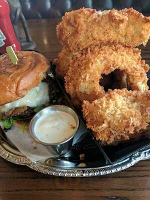 The Royale Magnificent Burgers