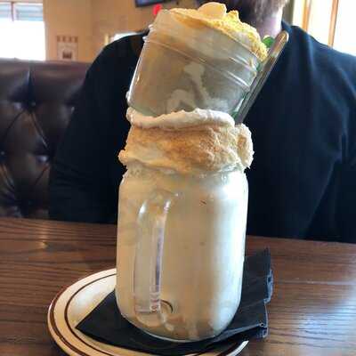 The Royale Magnificent Burgers