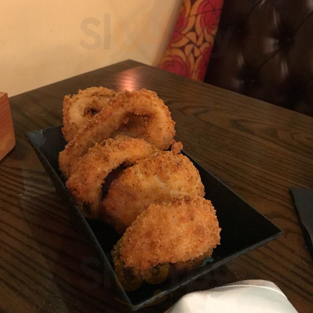 The Royale Magnificent Burgers