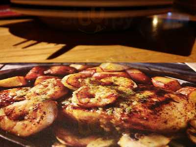 Applebee's Grill + Bar