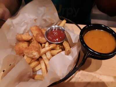 Big Kahuna Wings - West Town