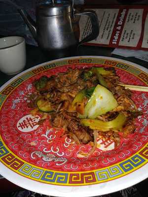 Moon's Mongolian Grill