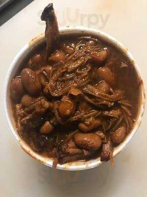 Charlie's Bbq & Bakery