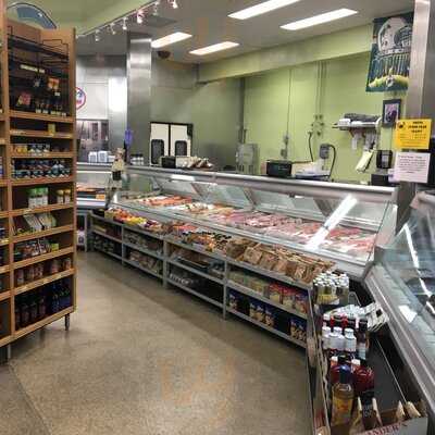 Howard's Market & Deli