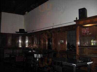 Sapphire Fine Food And Fancy Drinks