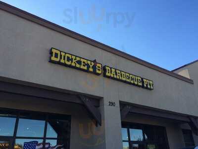 Dickey's Barbecue Pit