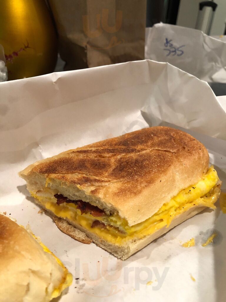 Vicente Deli & Grocery