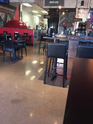 In Fretta Urban Pizza Bar